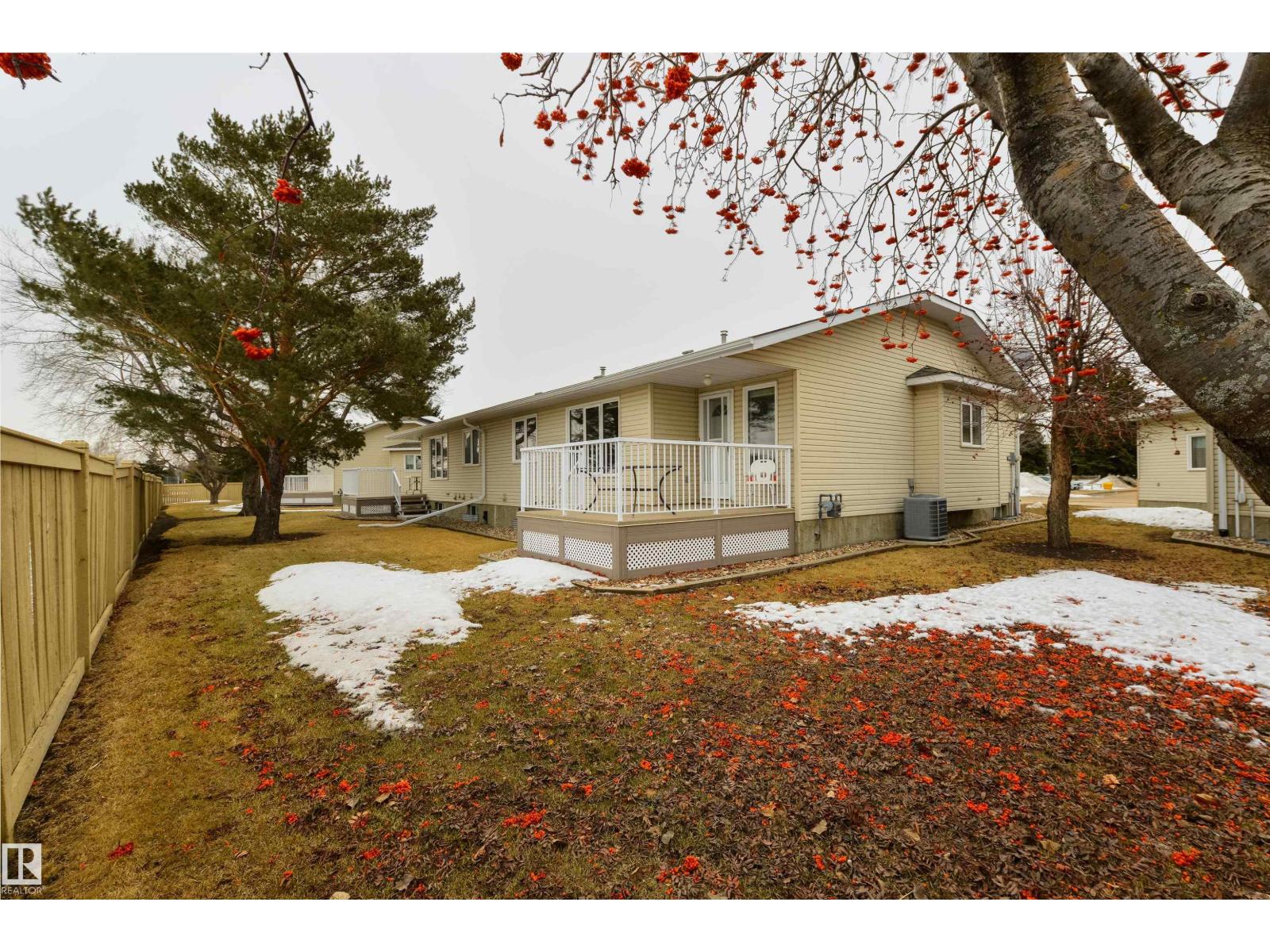 10840 25 AV NW, Edmonton