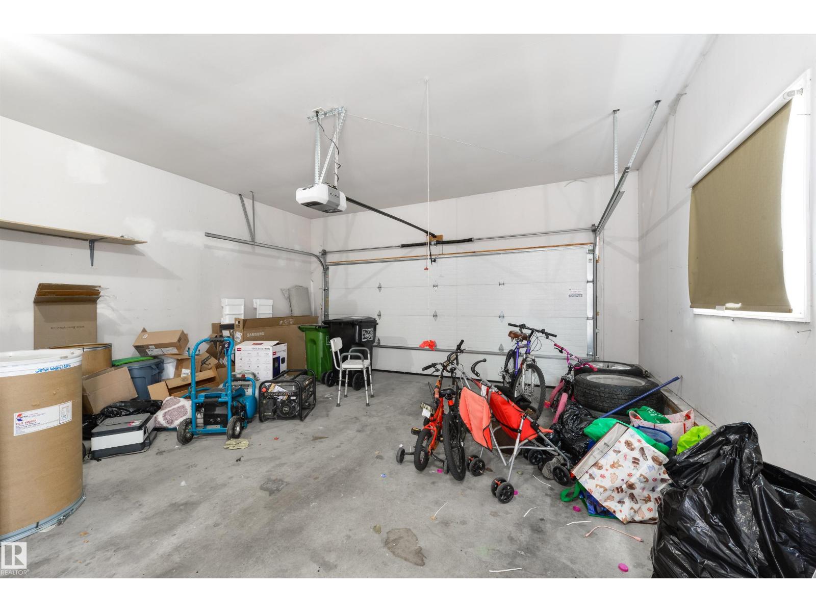 10840 25 AV NW, Edmonton