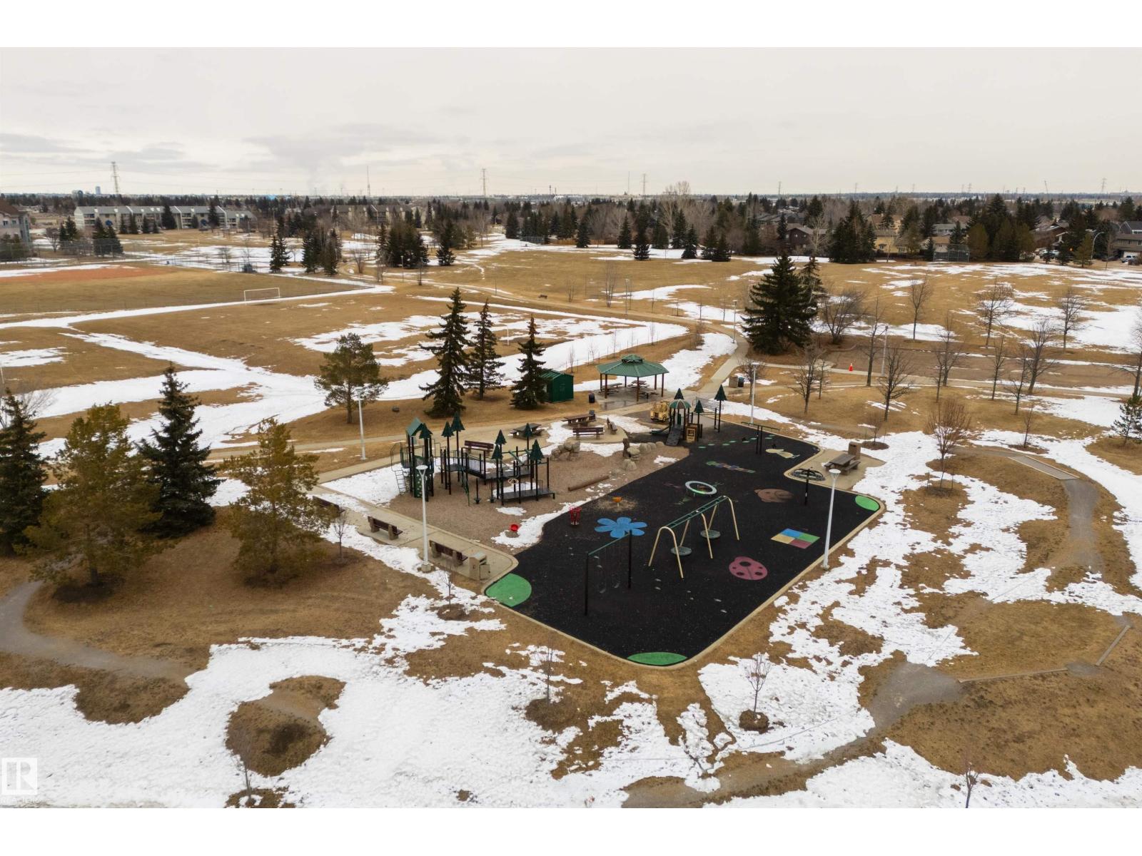 10840 25 AV NW, Edmonton