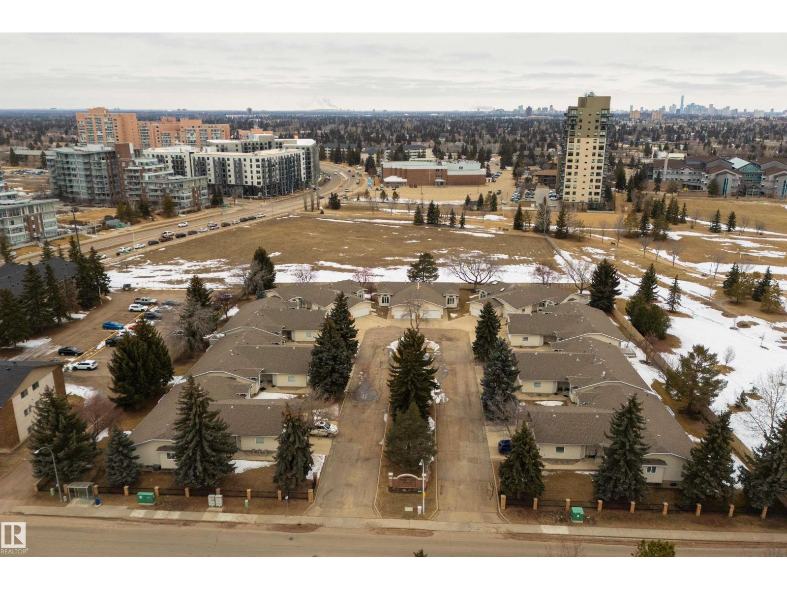 10840 25 AV NW, Edmonton