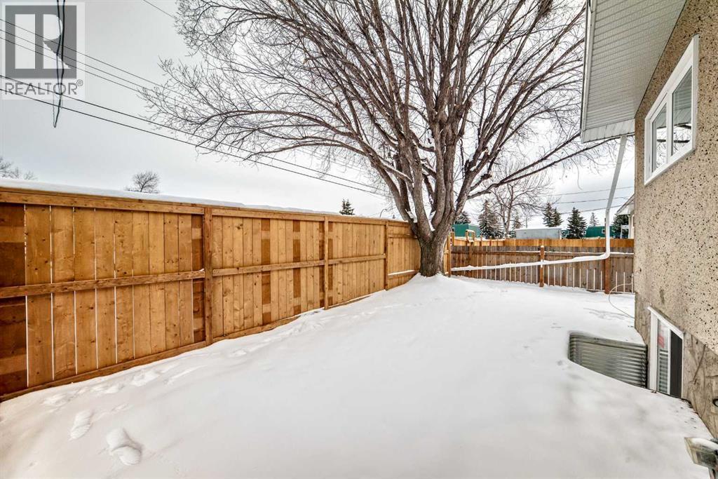 Multi-family House Bungalow for Sale in  Hunterfield Road NW Huntington Hills Calgary 