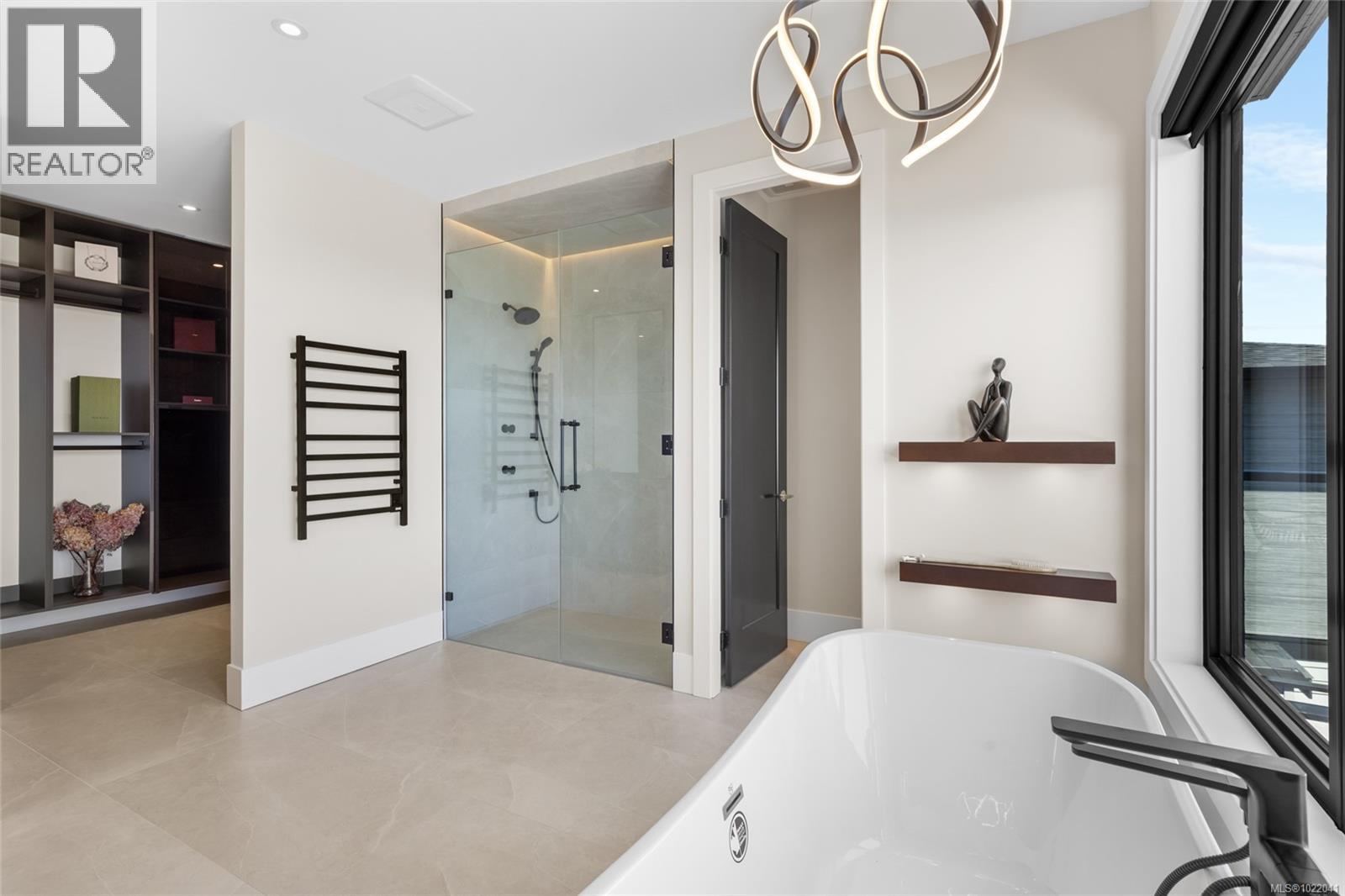  2189 Navigators Rise, Langford