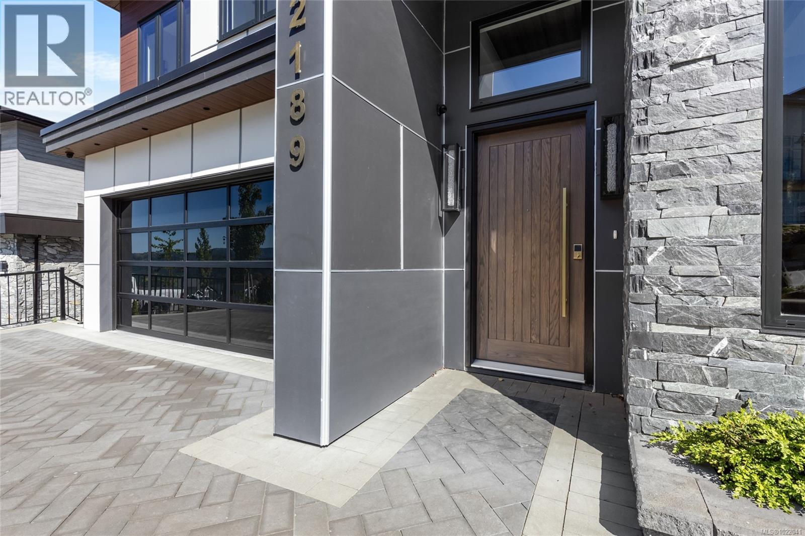  2189 Navigators Rise, Langford