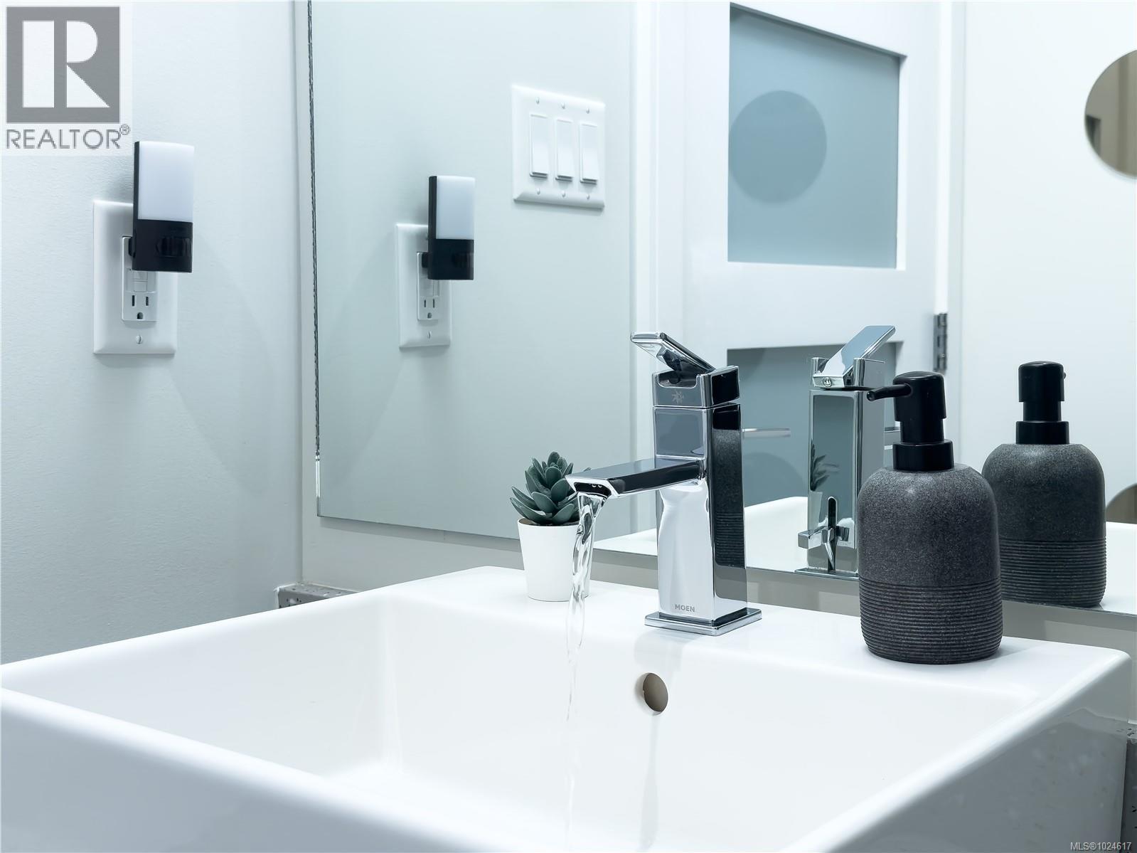 #N312 1105 PANDORA AVE - 14