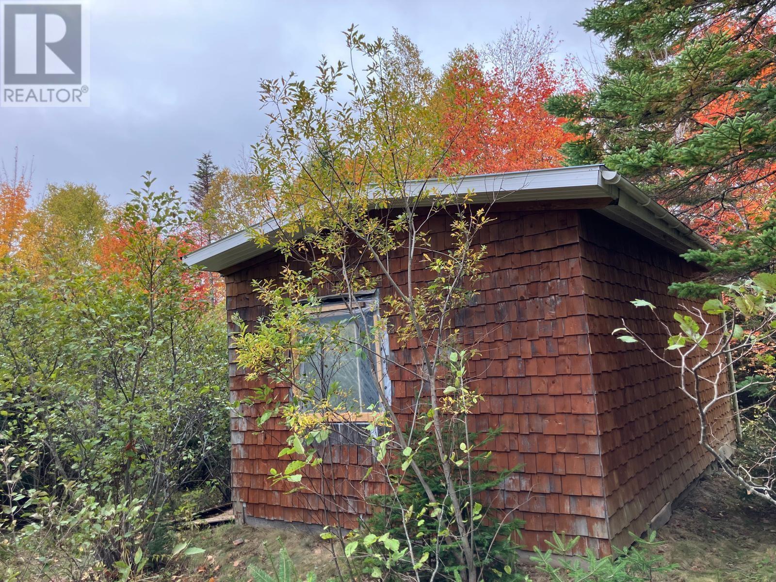 Property 3 of 17 of Pinevale Road