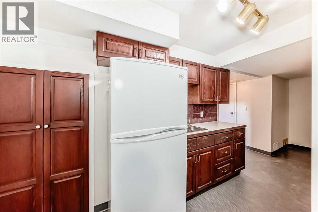 Single Family House Bungalow for Sale in  Rosehill Drive NW Rosemont Calgary 