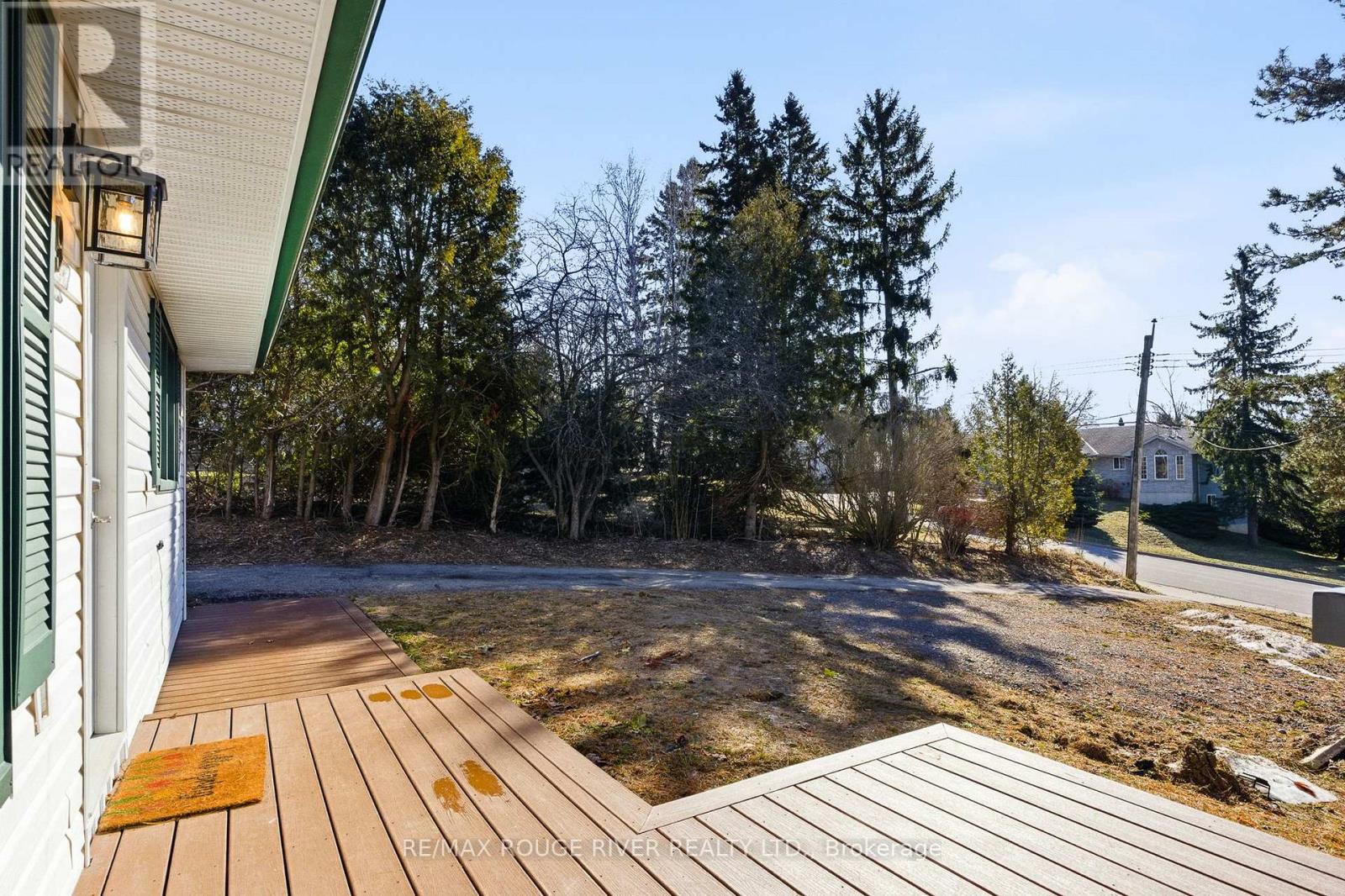 9 CEDAR STREET - 32