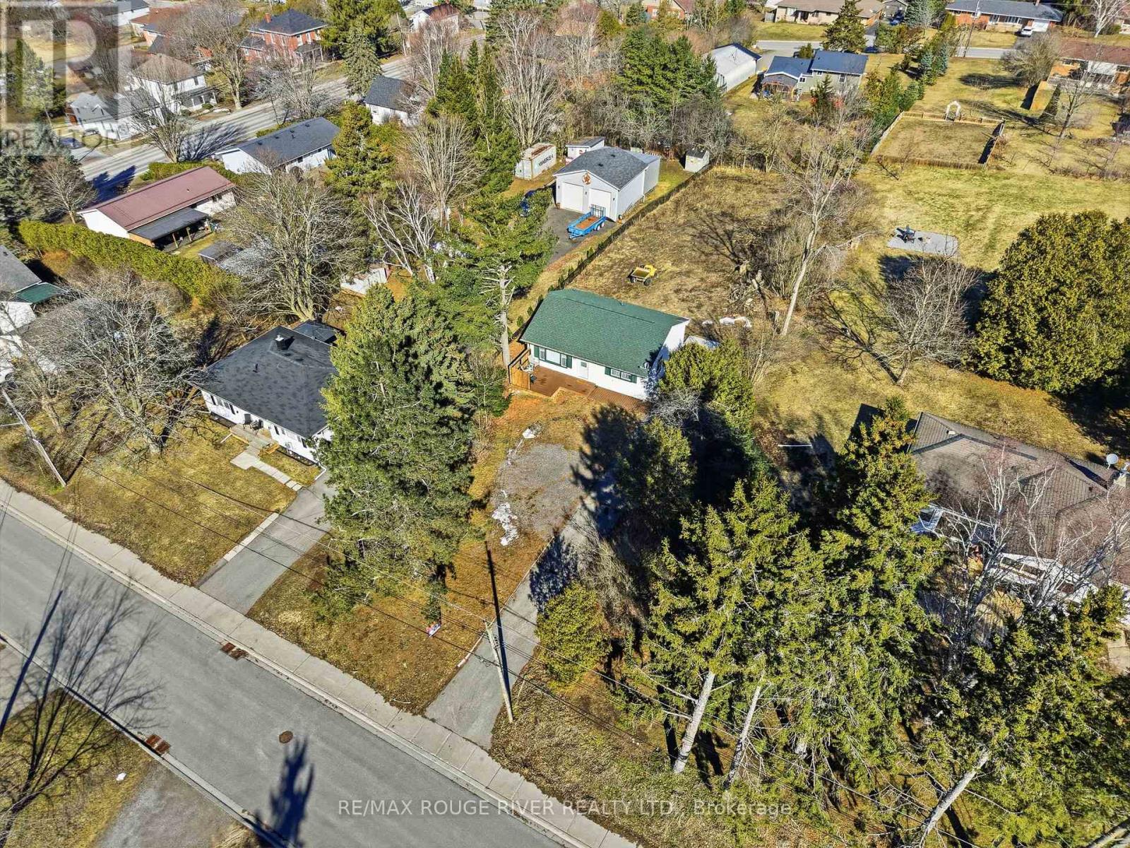 9 CEDAR STREET - 4