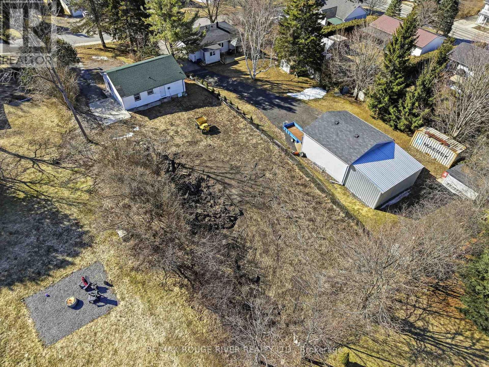 9 CEDAR STREET - 37