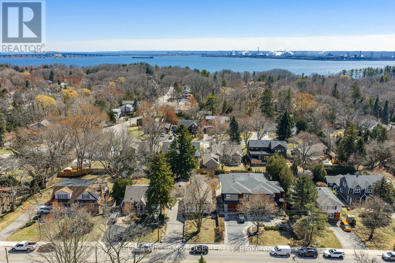 220 TOWNSEND AVENUE, Burlington (LaSalle), Ontario