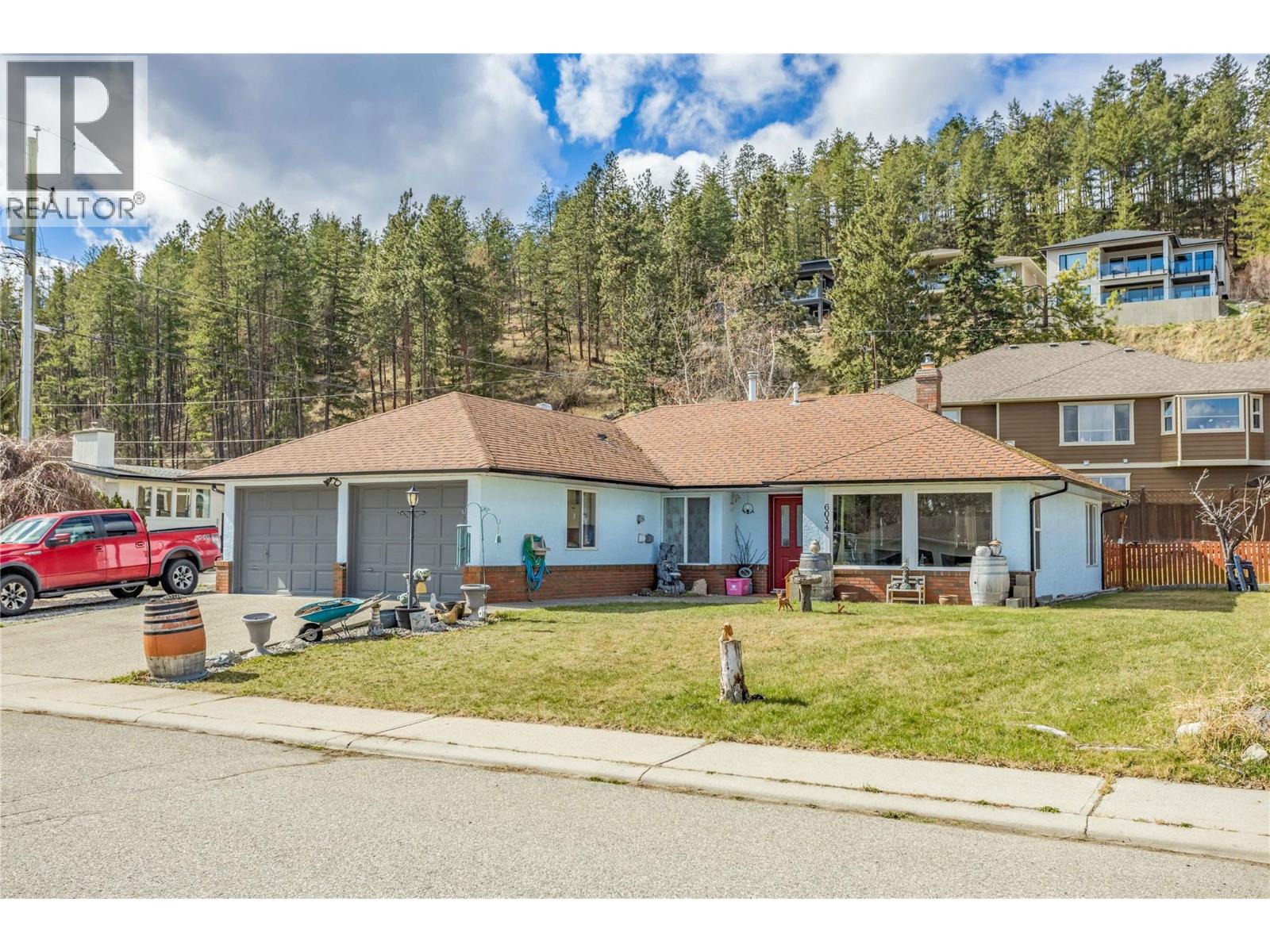 6034 Garraway Place, Peachland