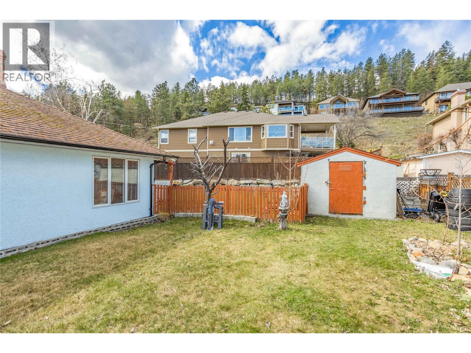 6034 Garraway Place, Peachland