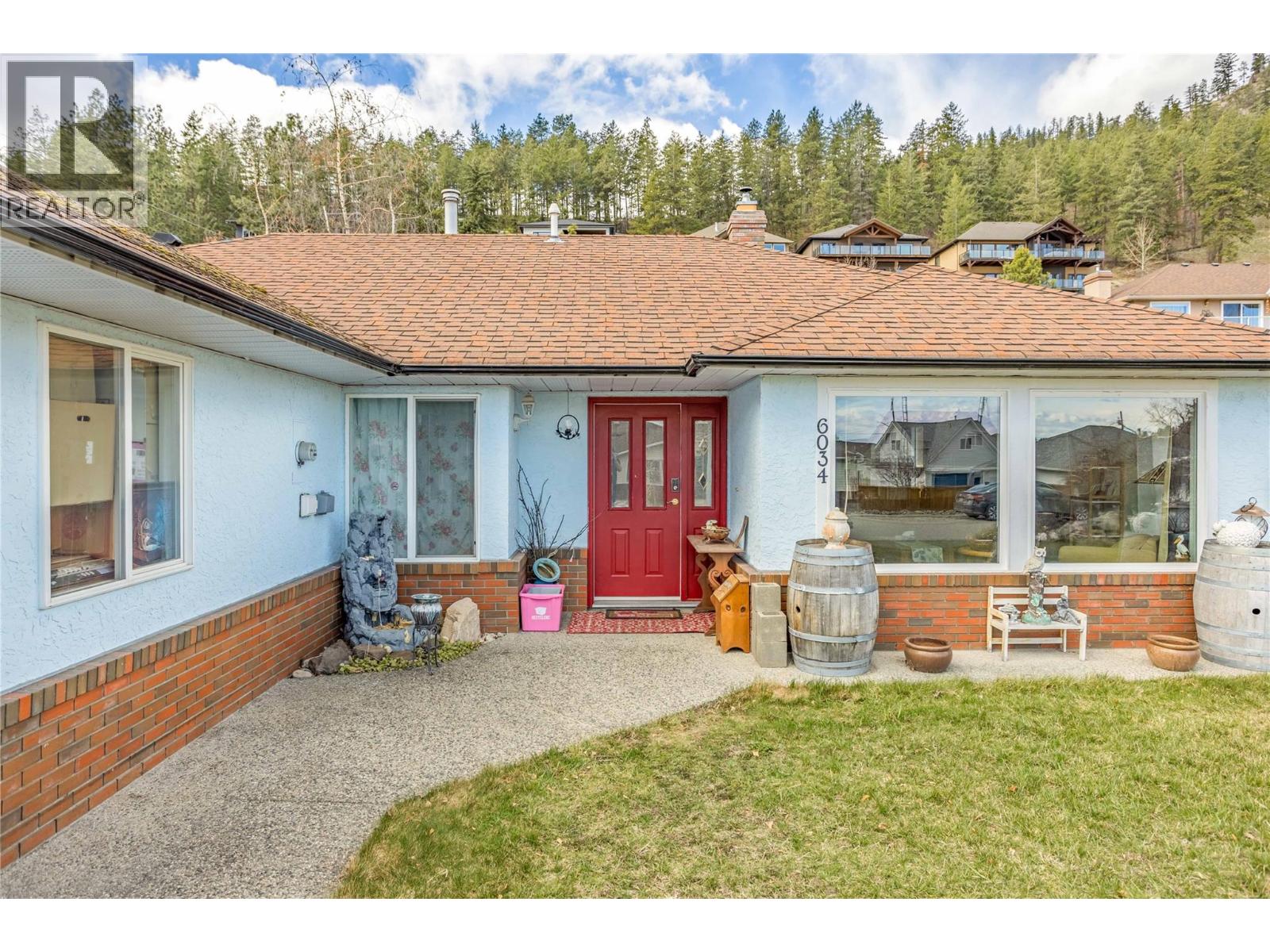 6034 Garraway Place, Peachland