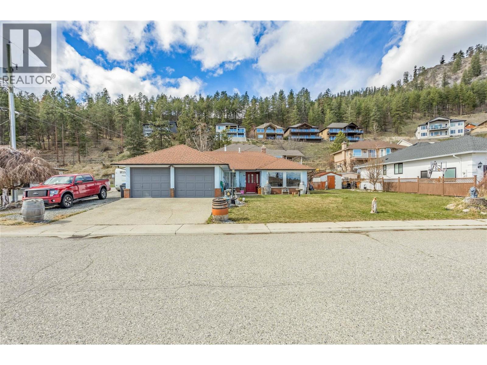 6034 Garraway Place, Peachland
