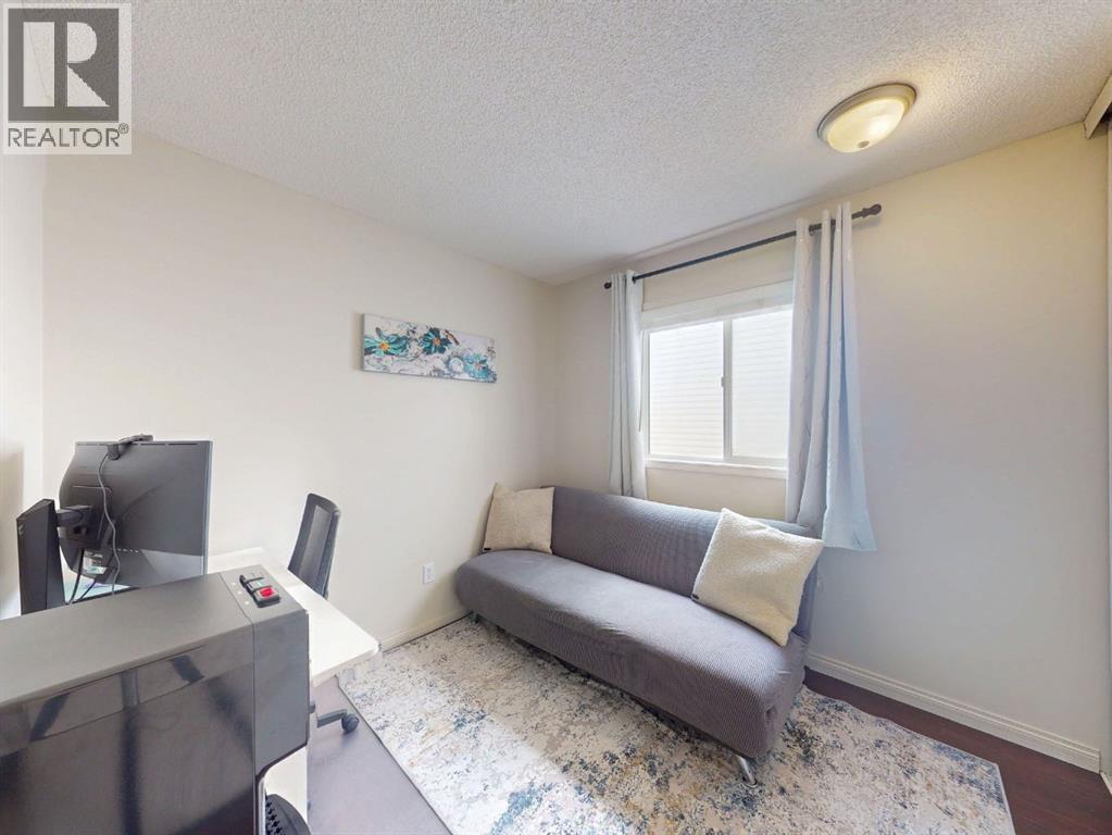 Single Family House Bi-level for Sale in  Hidden Green NW Hidden Valley Calgary 