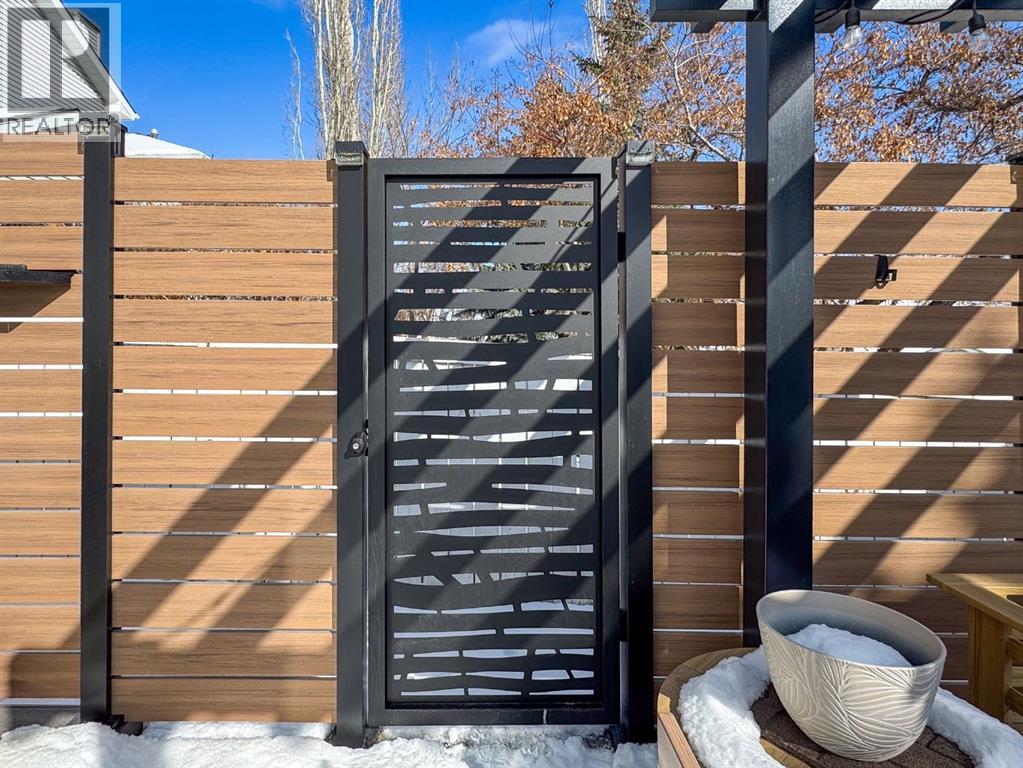 Single Family House Bi-level for Sale in  Hidden Green NW Hidden Valley Calgary 