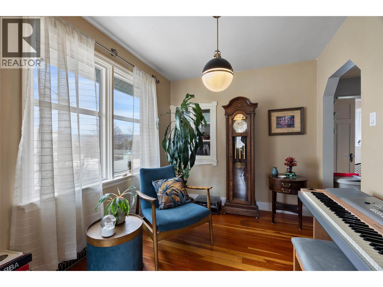 1086 Columbia Street, Kamloops