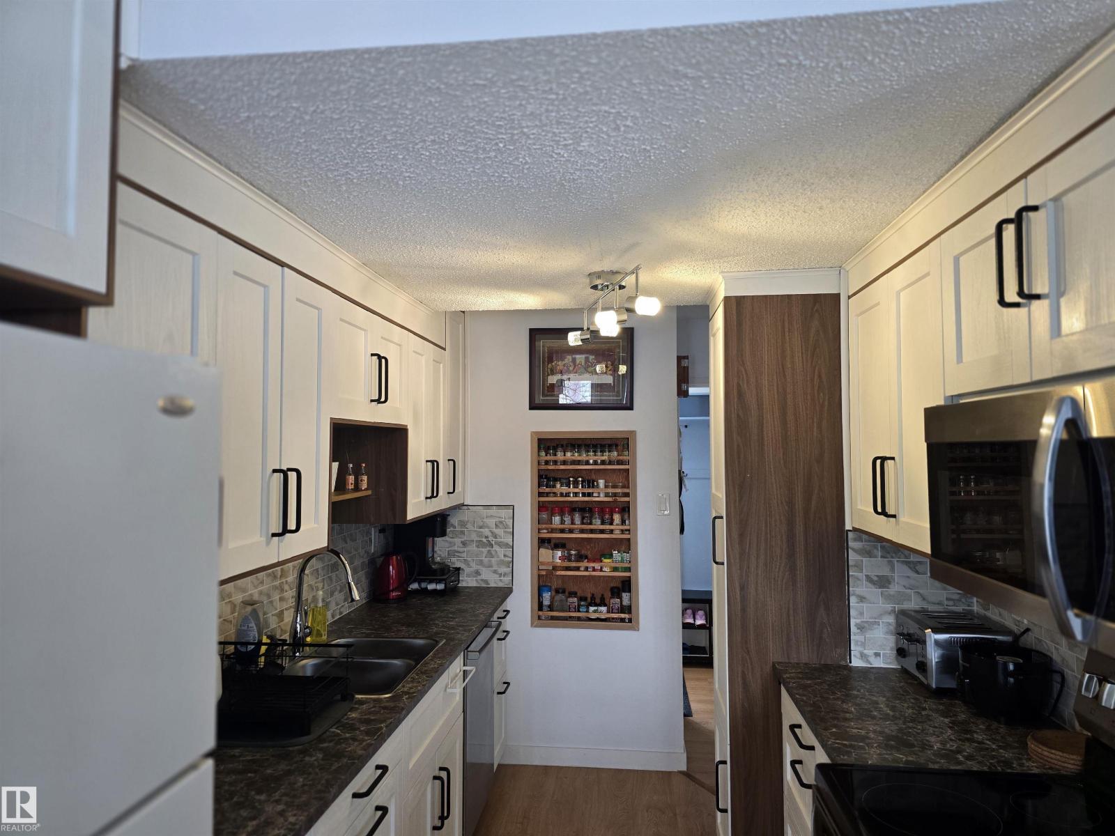 80 AMBERLY CT NW - 29