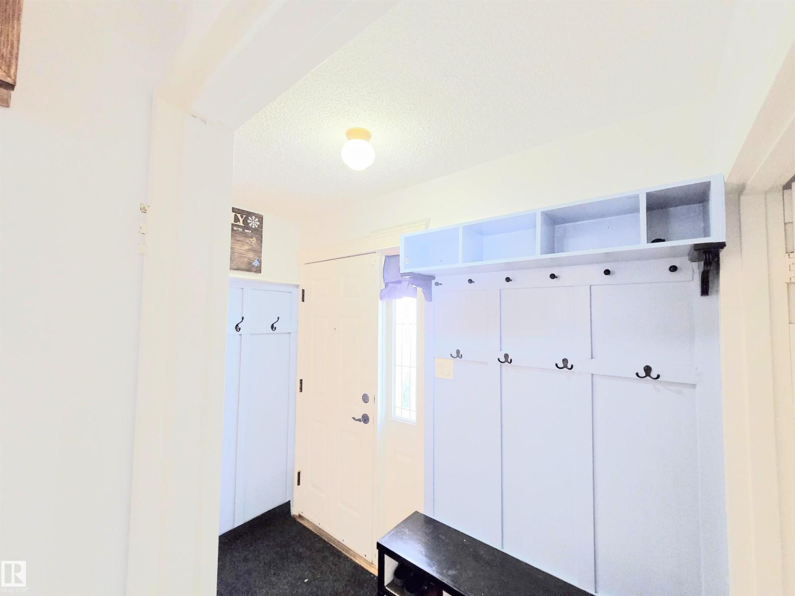 80 AMBERLY CT NW - 2
