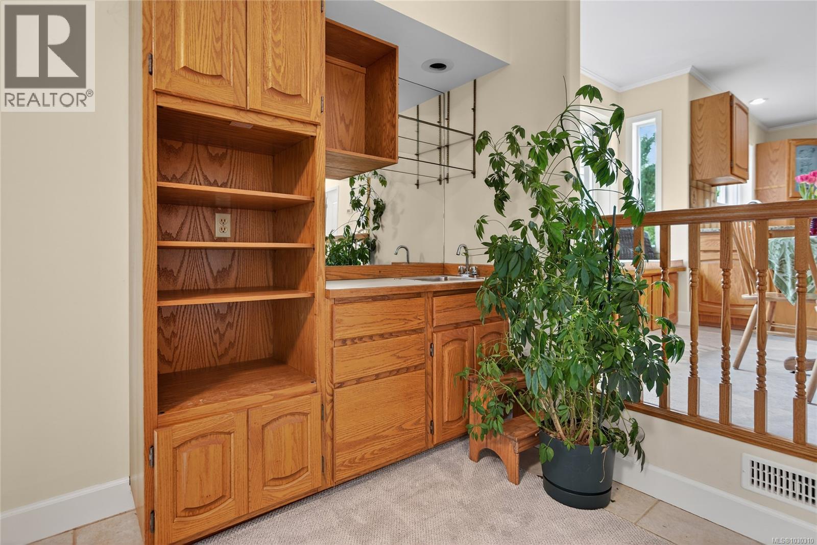 1368 MALAHAT DR - 20