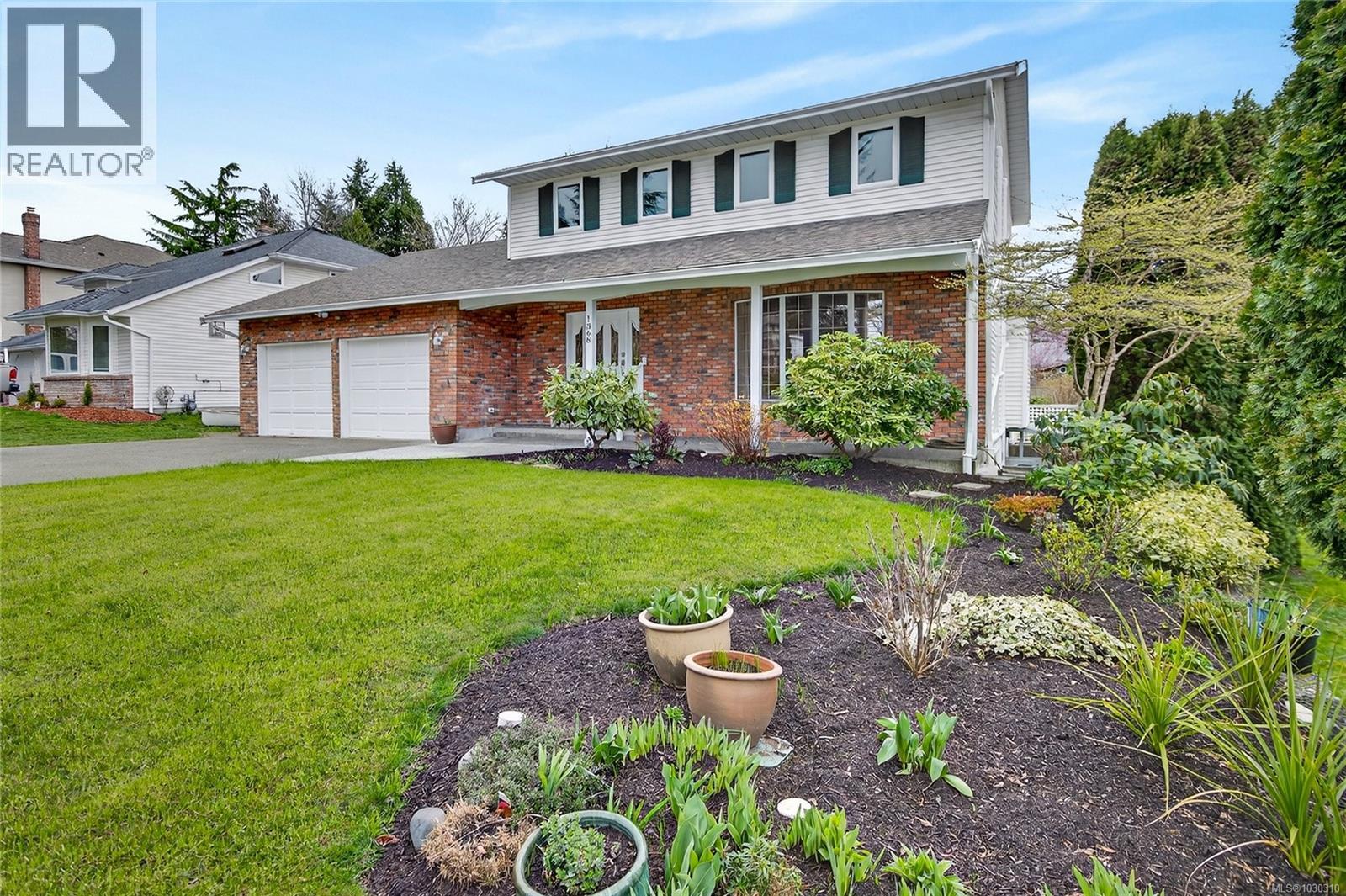 1368 MALAHAT DR - 67