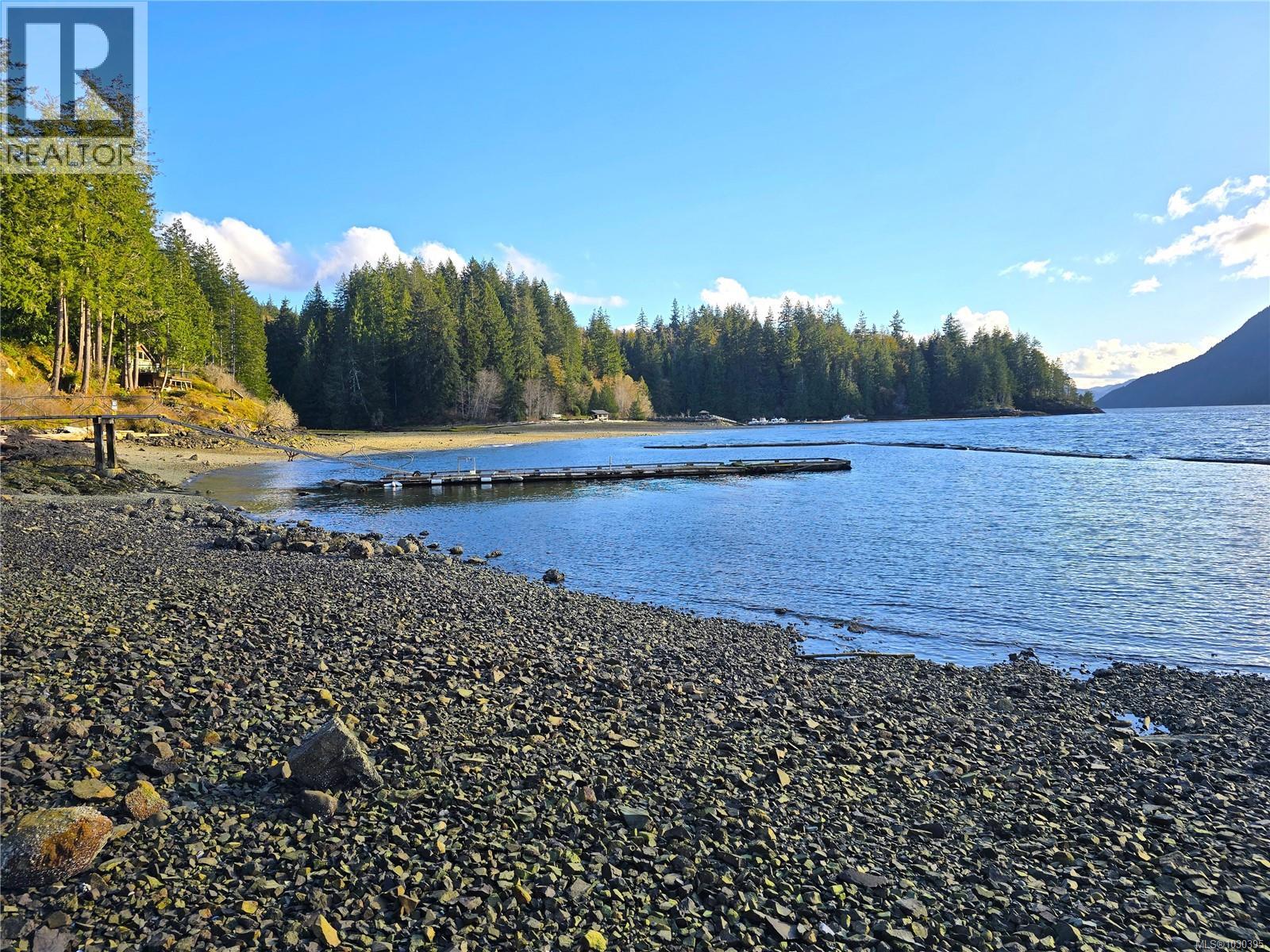 5 Headquarters Bay, Port Alberni