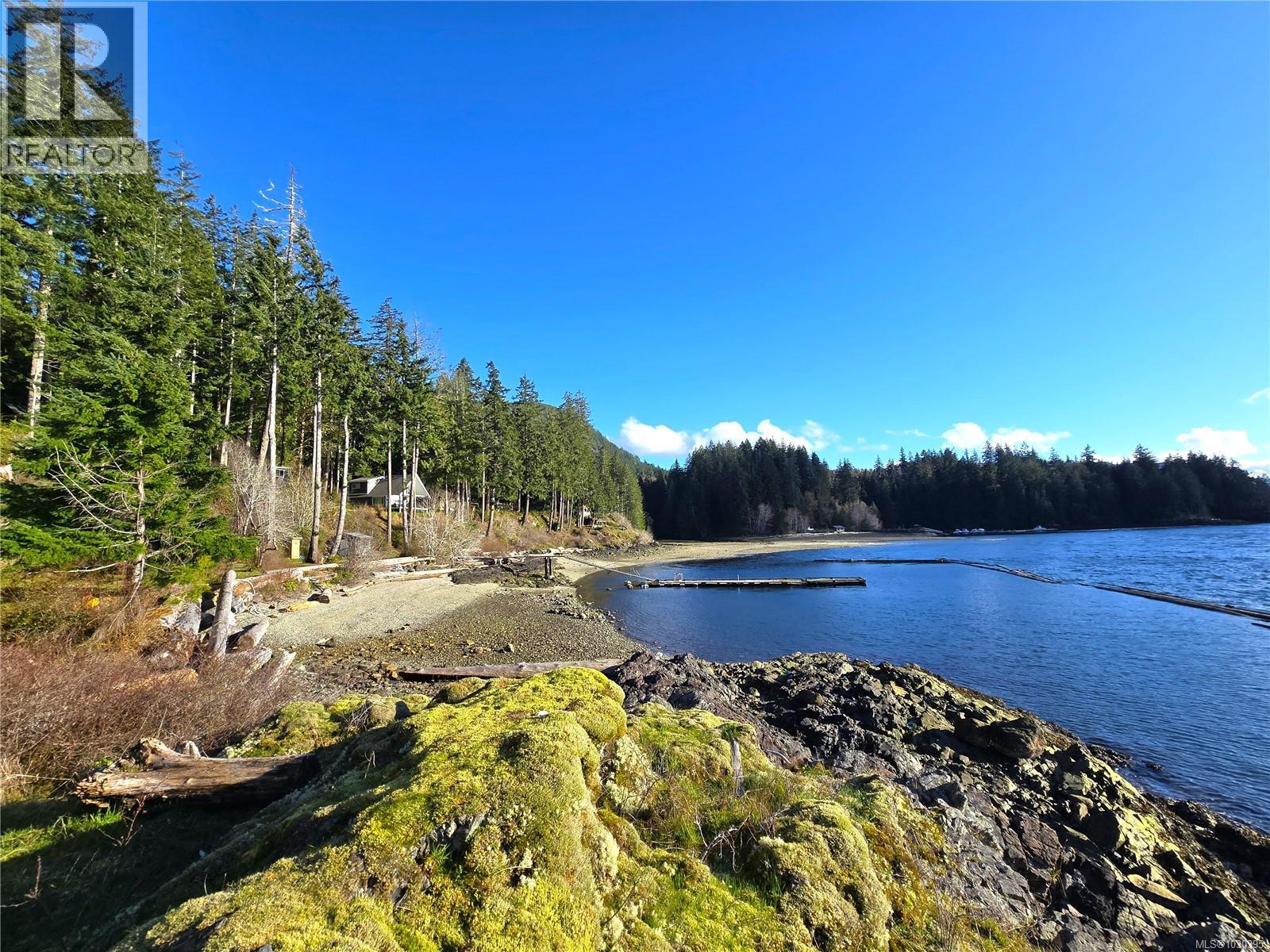 5 Headquarters Bay, Port Alberni