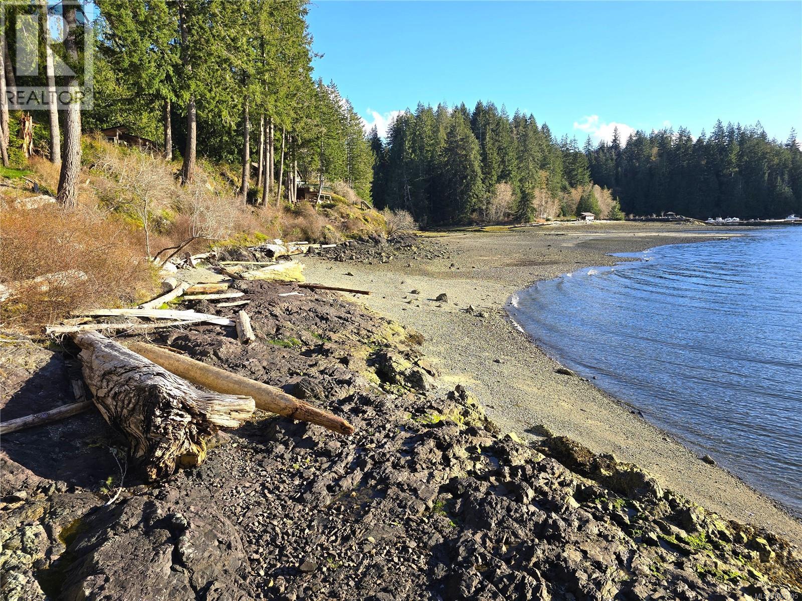 5 Headquarters Bay, Port Alberni