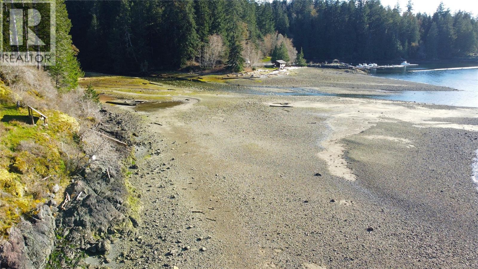 5 Headquarters Bay, Port Alberni