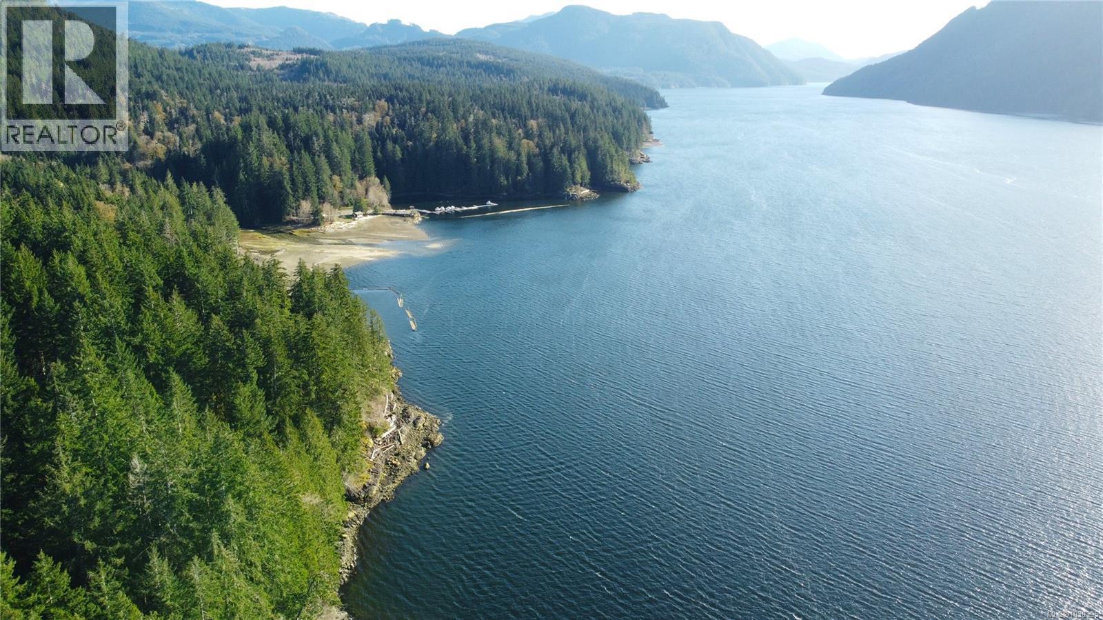 5 Headquarters Bay, Port Alberni