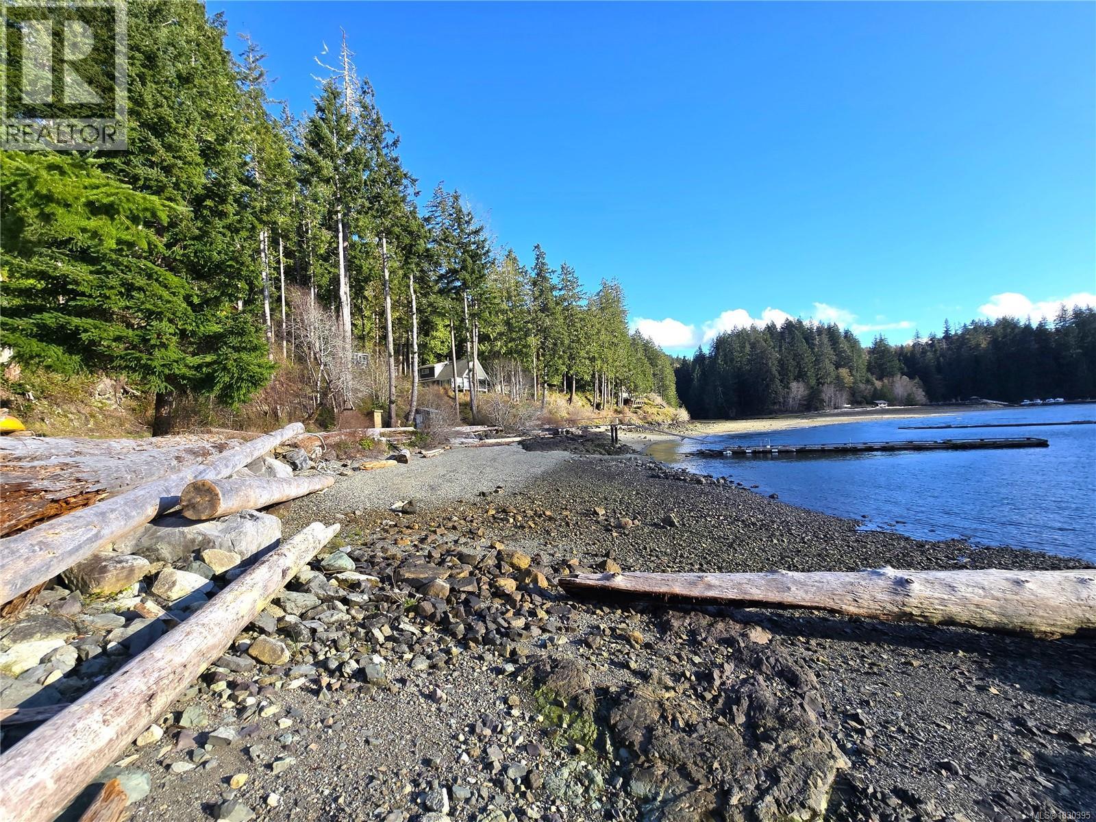 5 Headquarters Bay, Port Alberni