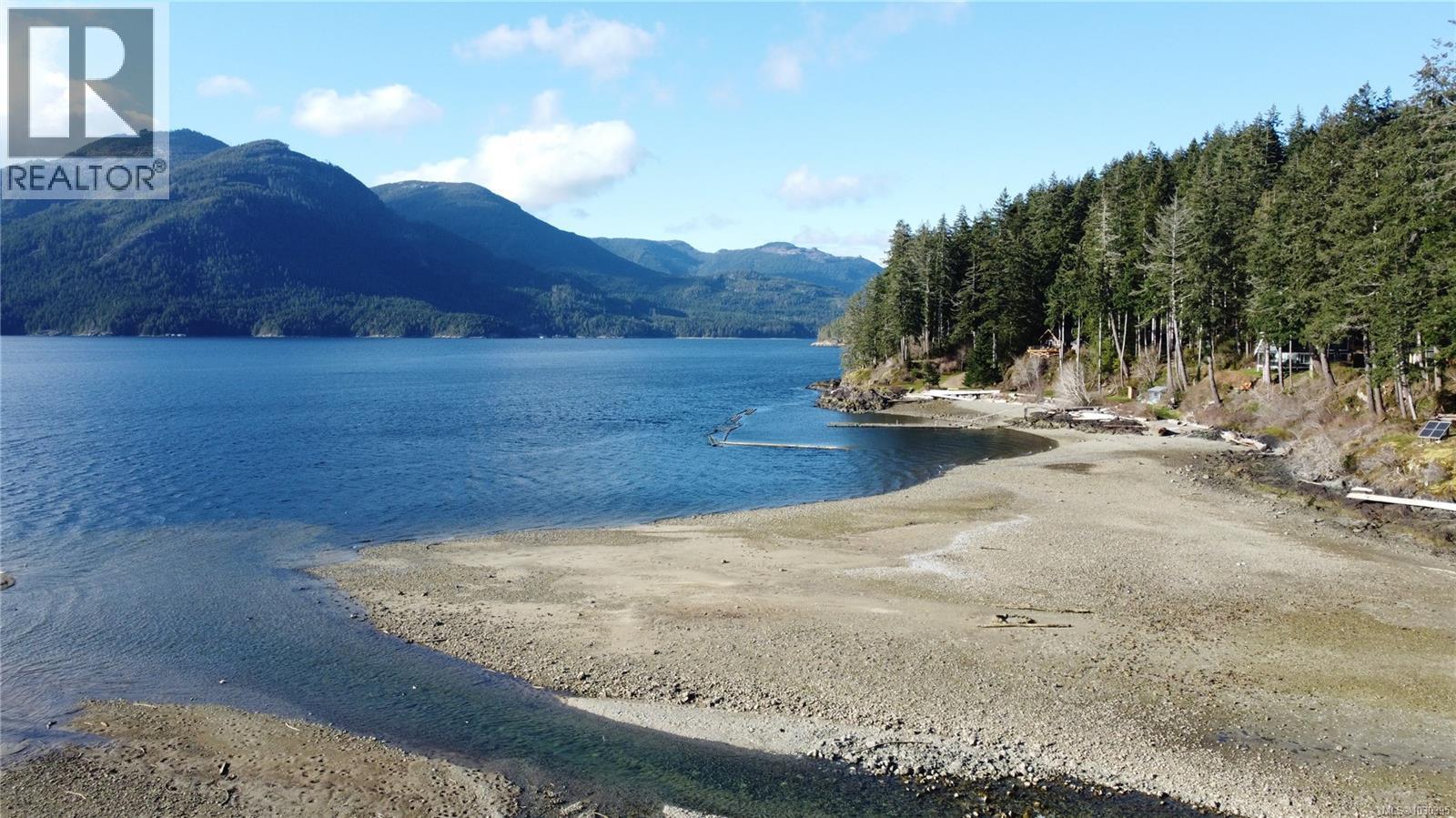 5 Headquarters Bay, Port Alberni