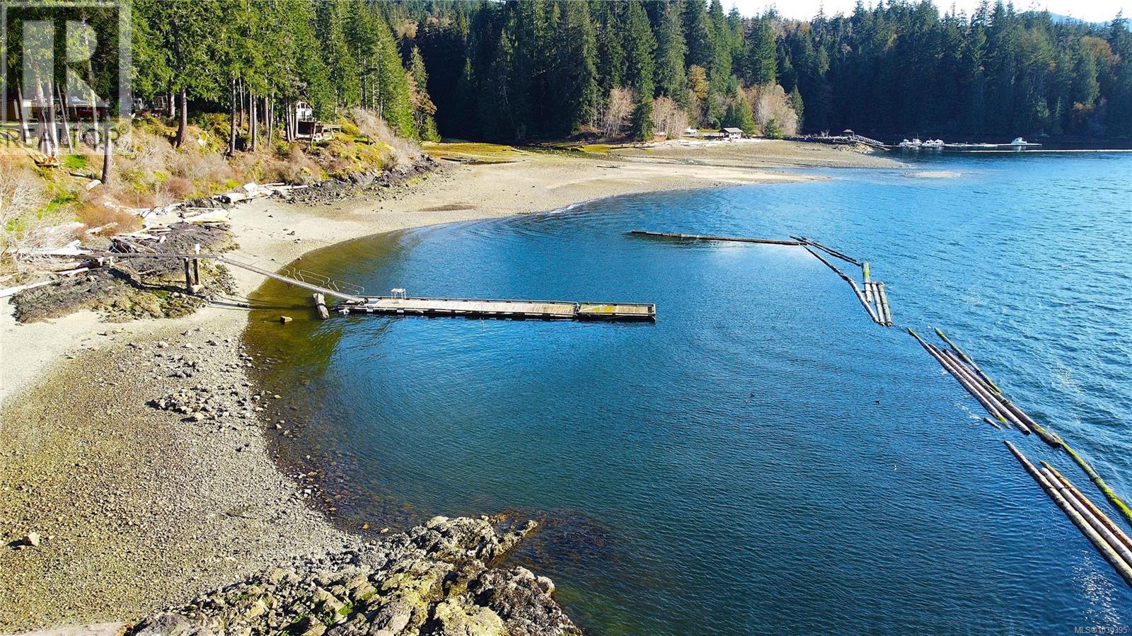 5 Headquarters Bay, Port Alberni