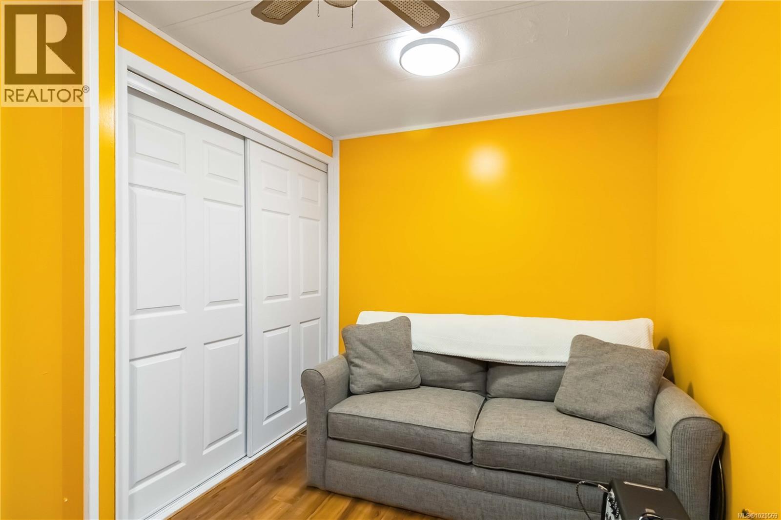 #4 5838 BLYTHWOOD RD - 23