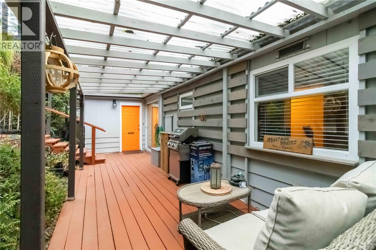 #4 5838 BLYTHWOOD RD - 32