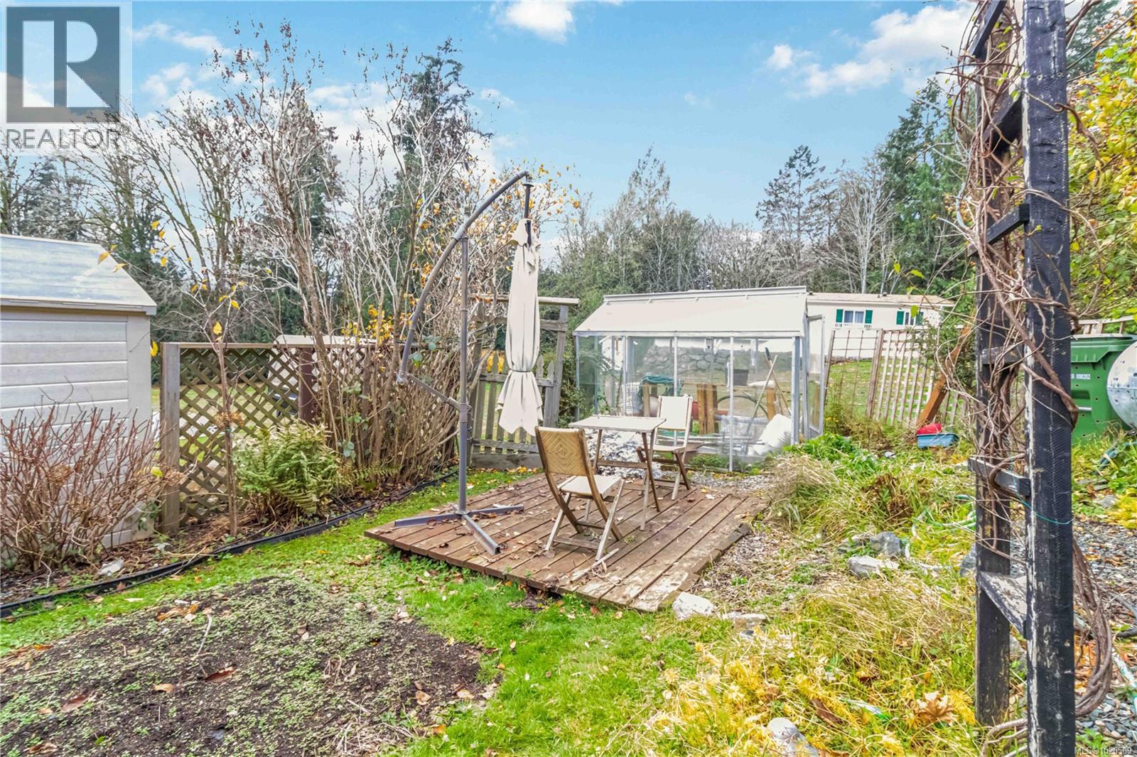 #4 5838 BLYTHWOOD RD - 41