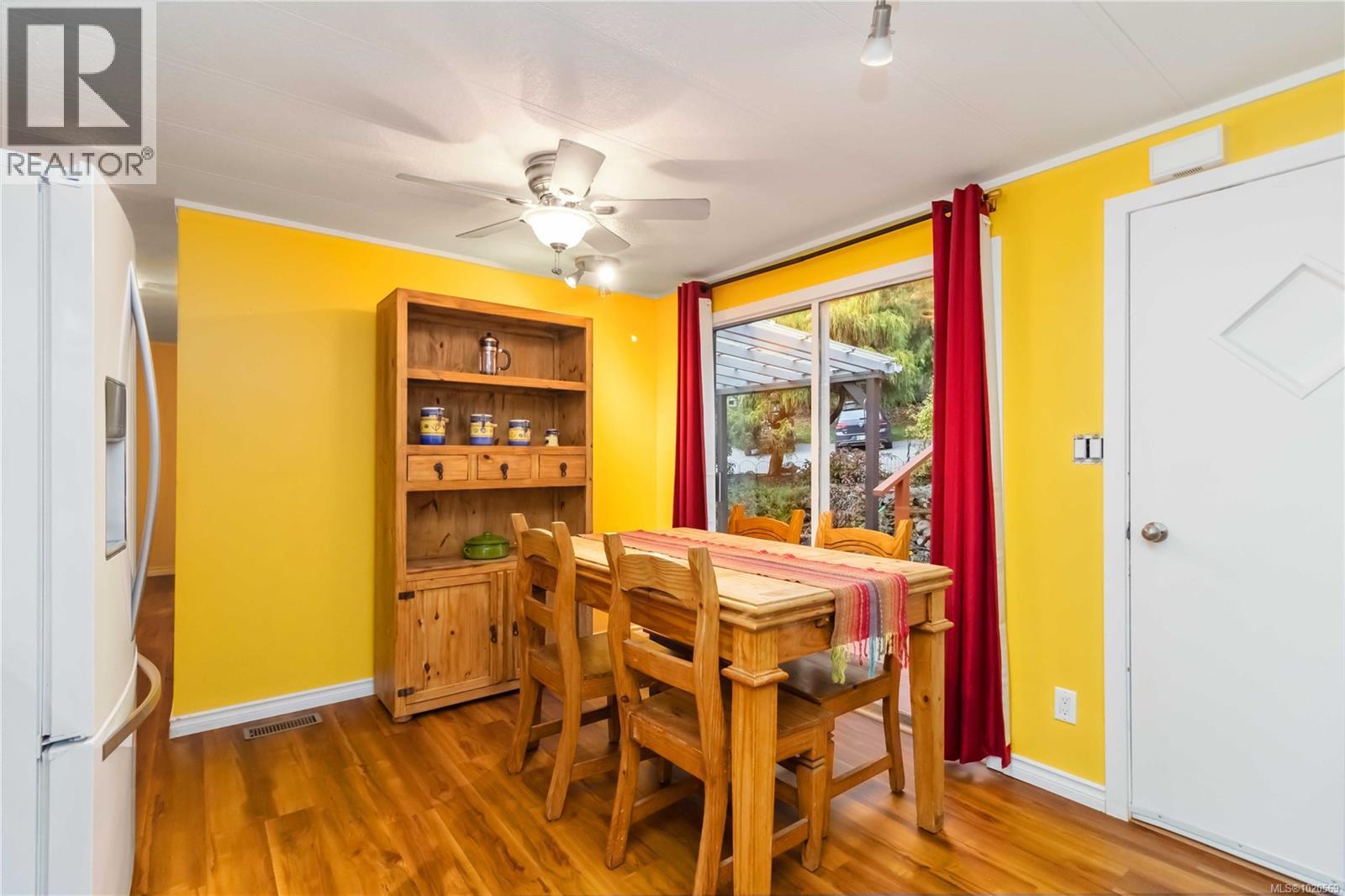 #4 5838 BLYTHWOOD RD - 9