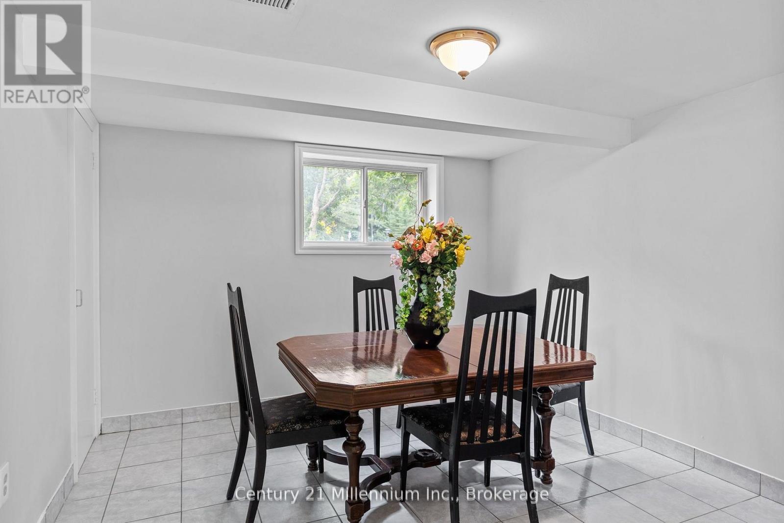 49 32ND STREET N - 21