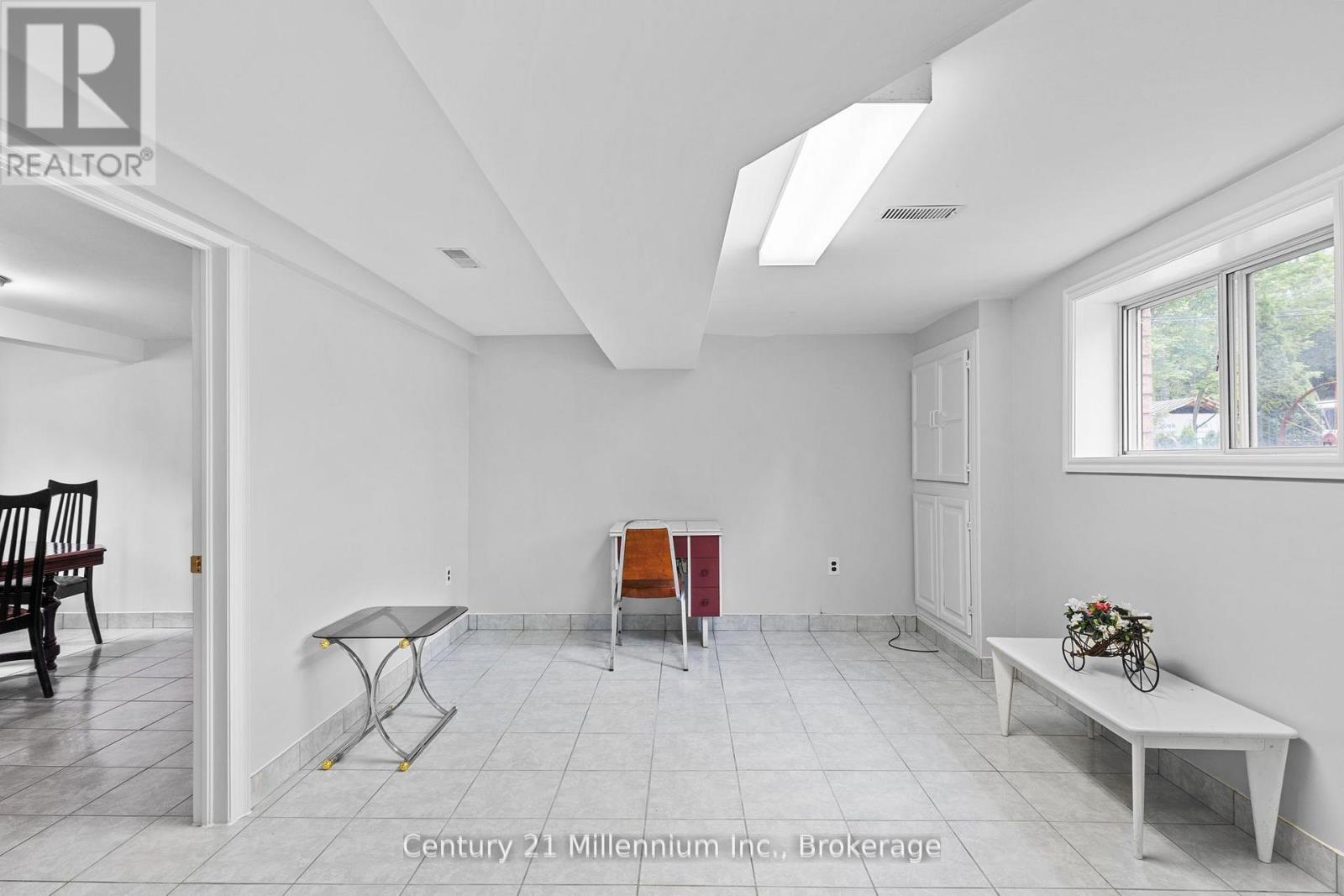 49 32ND STREET N - 26