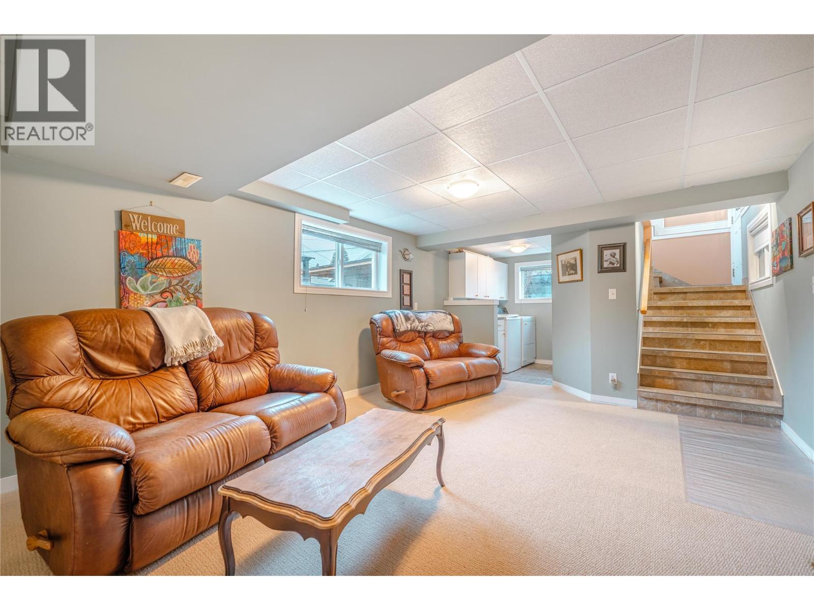 819 Victoria Road W, Revelstoke