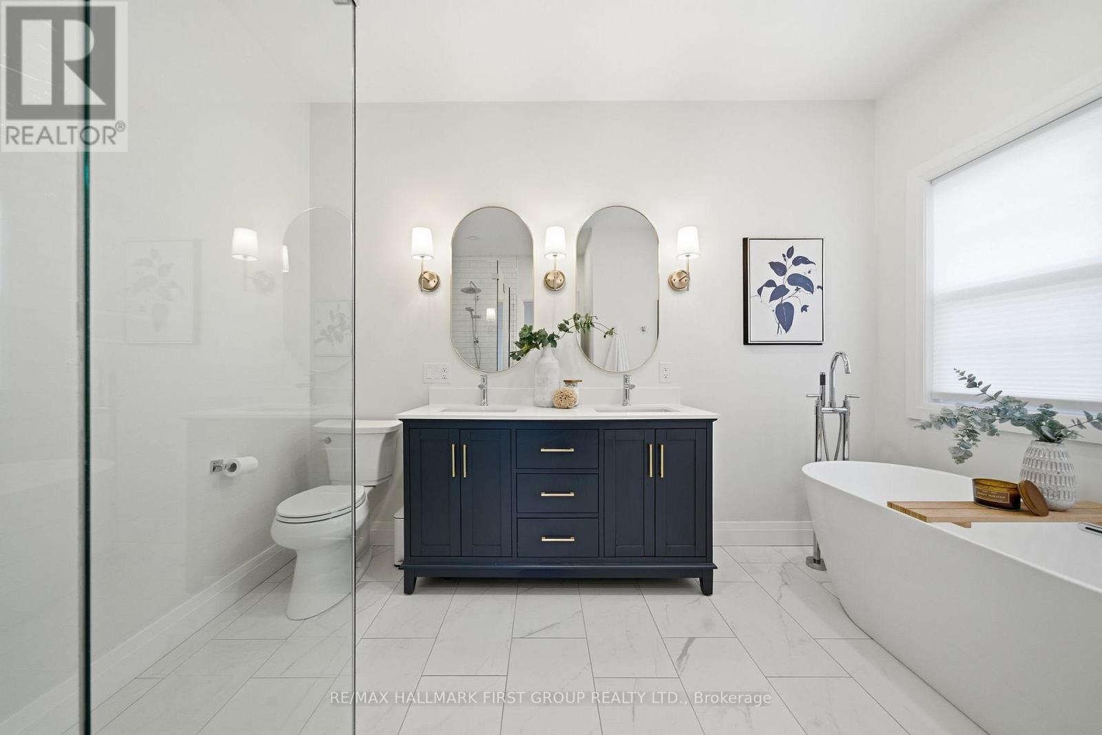 8 ARCHIBALD COURT - 28
