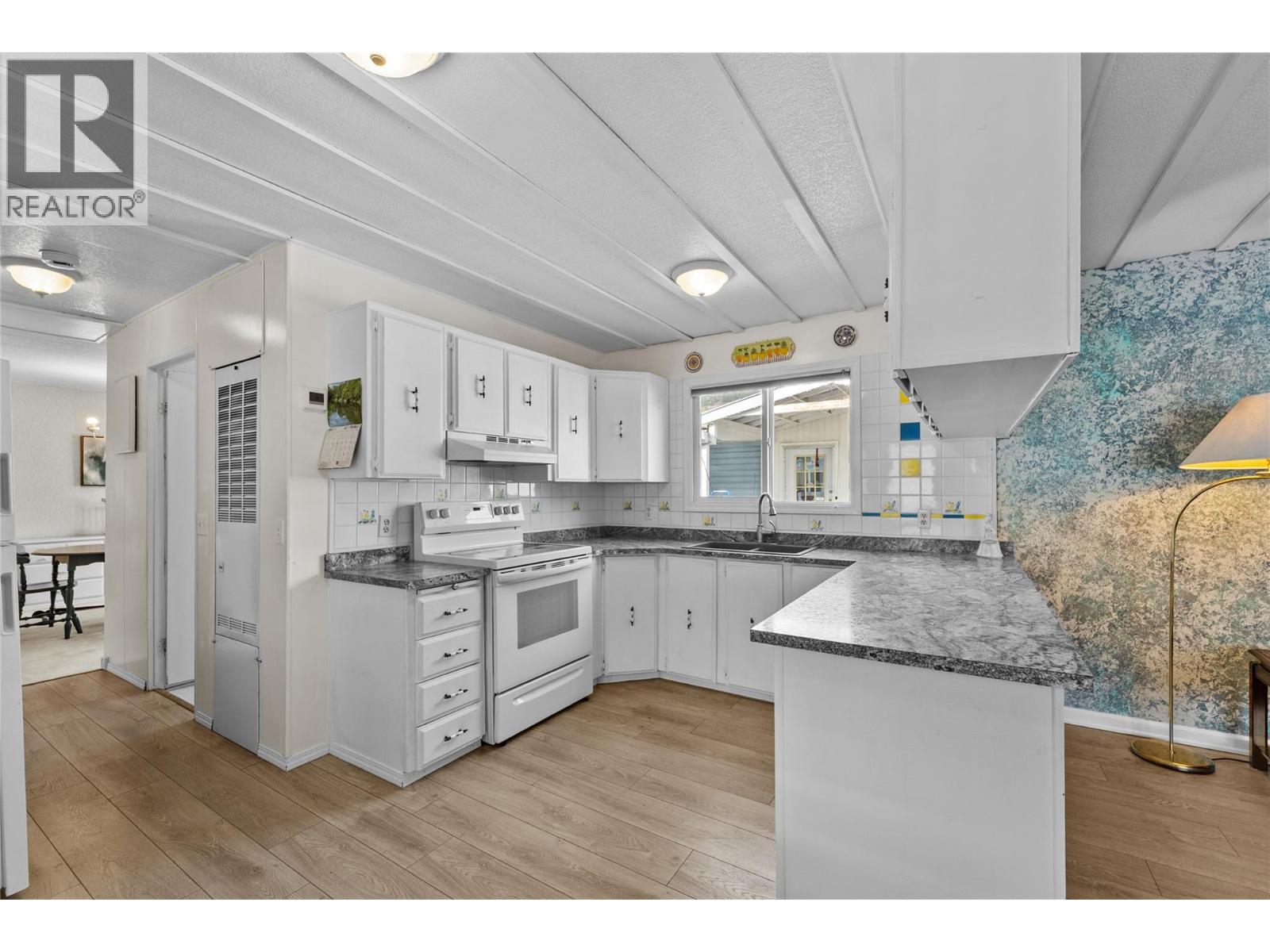 5 2805 Westsyde Road, Kamloops