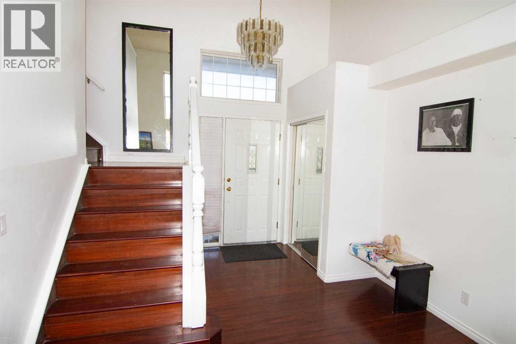 Single Family House for Sale in  Anaheim Crescent NE Monterey Park Calgary 