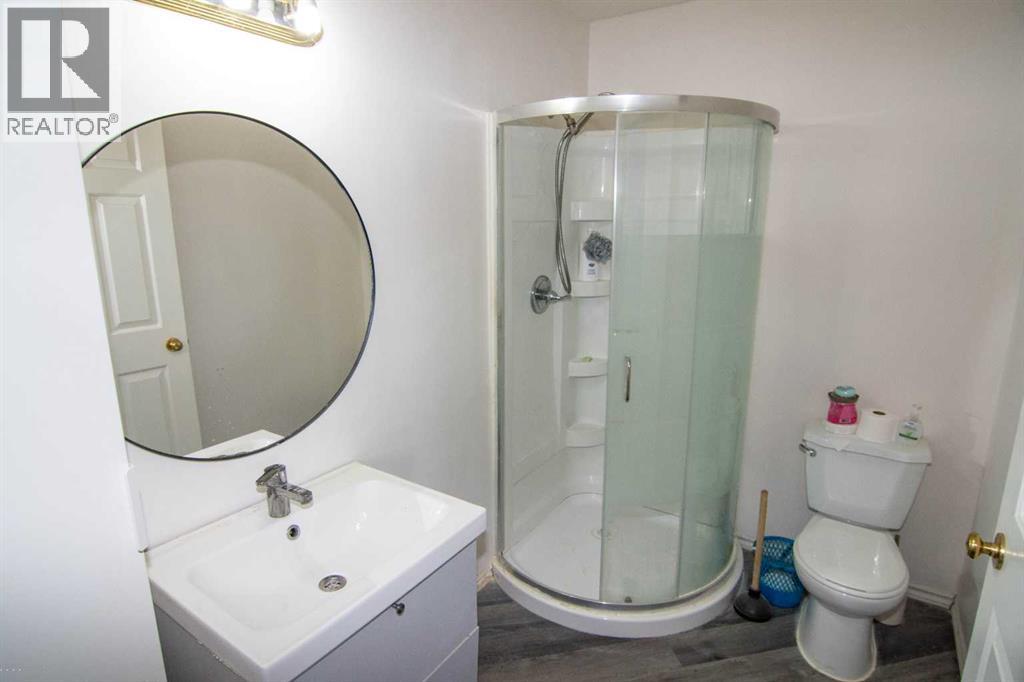 Single Family House for Sale in  Anaheim Crescent NE Monterey Park Calgary 