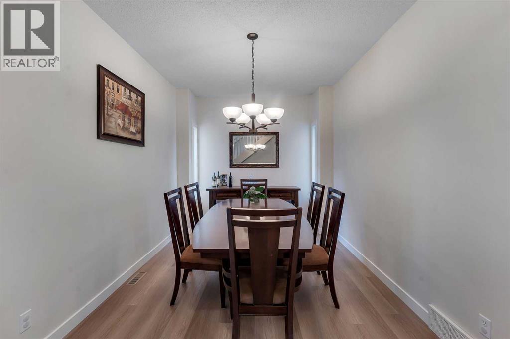 Single Family House for Sale in  Everhollow Rise SW Evergreen Calgary 