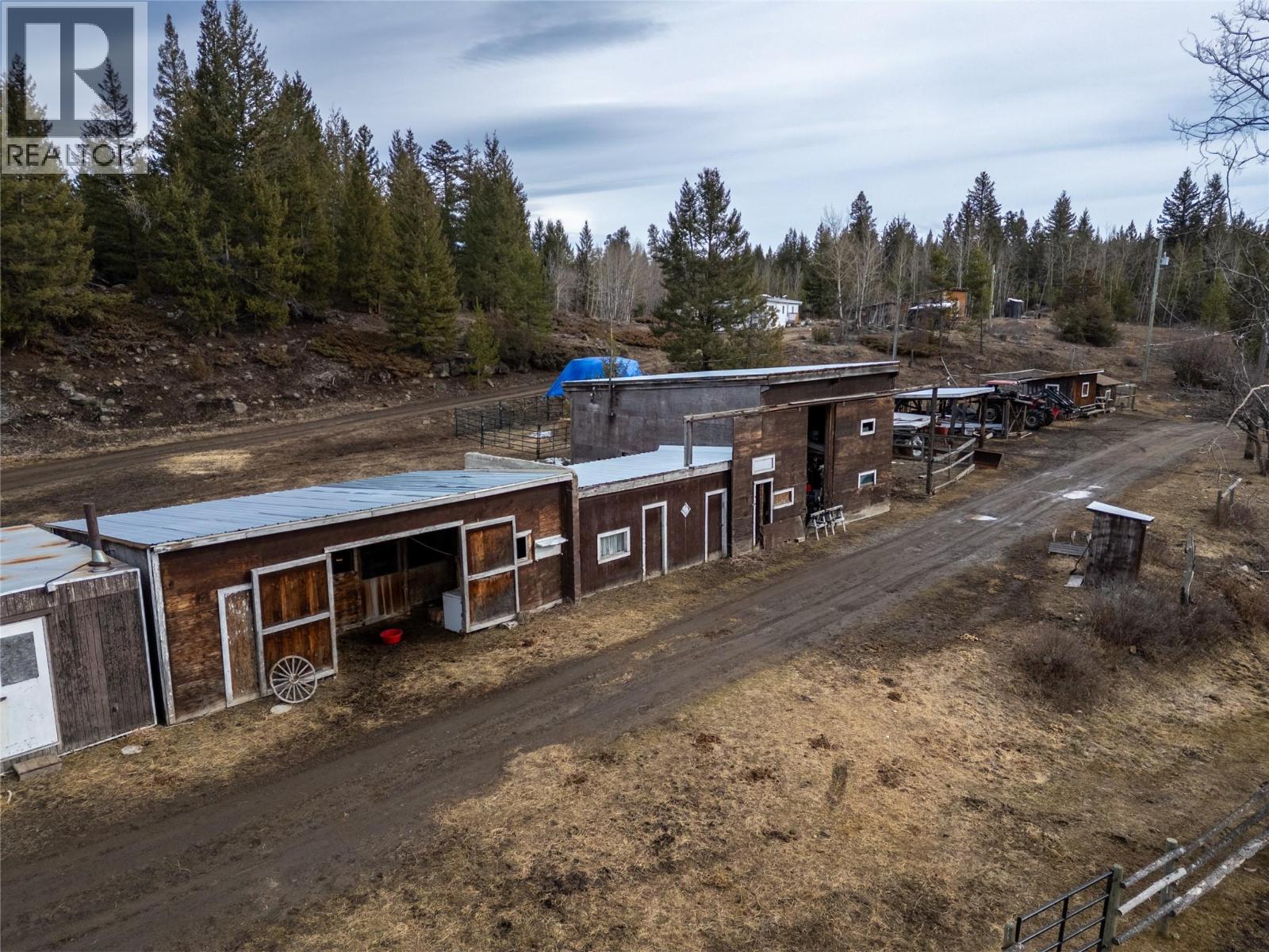  1556 CHASM Road, Clinton