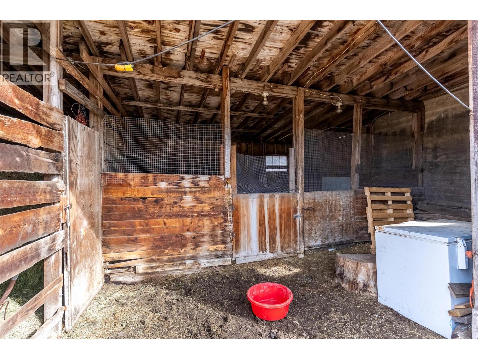  1556 CHASM Road, Clinton