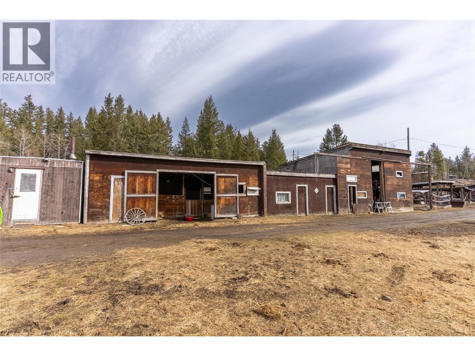  1556 CHASM Road, Clinton