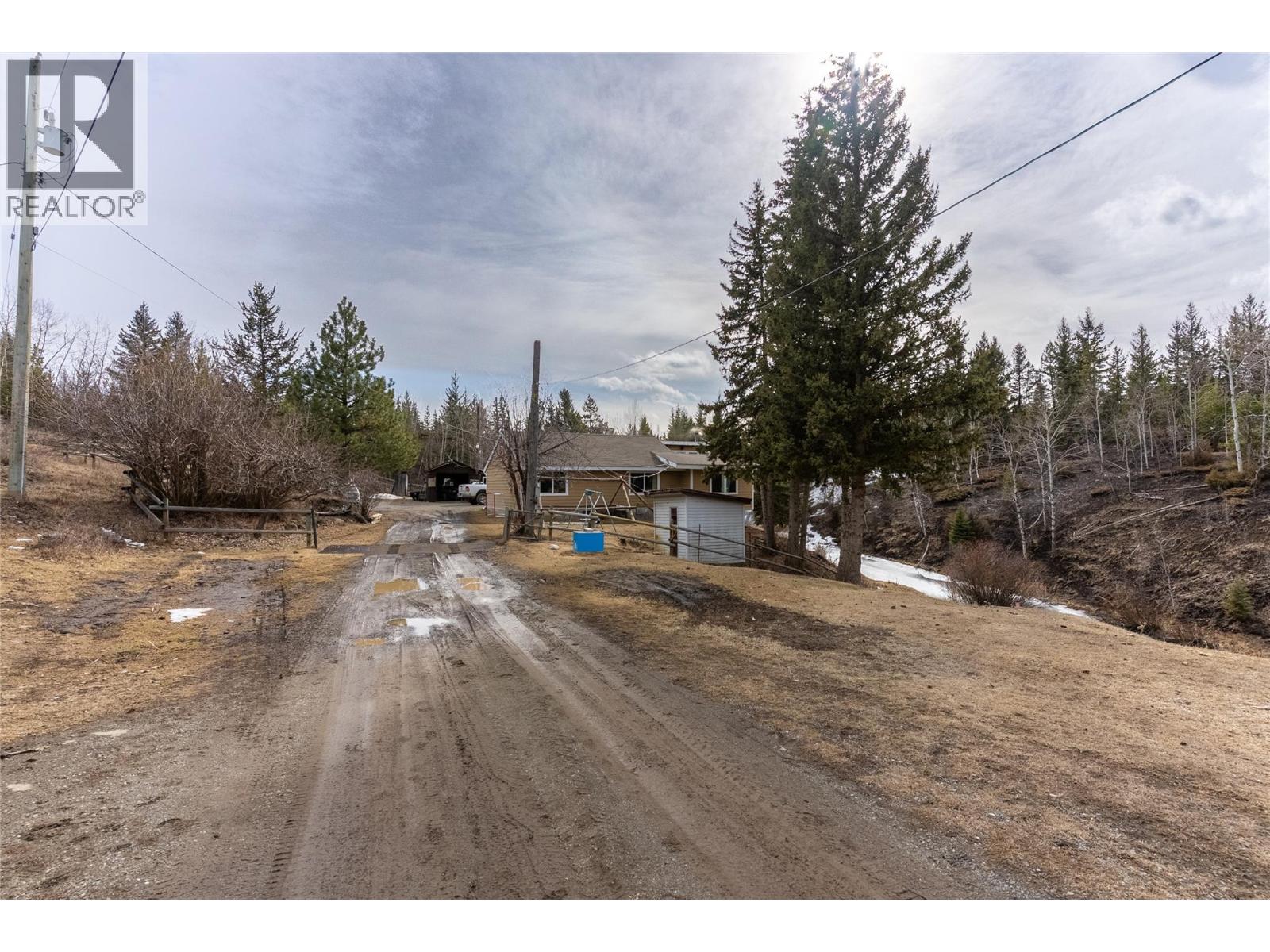  1556 CHASM Road, Clinton