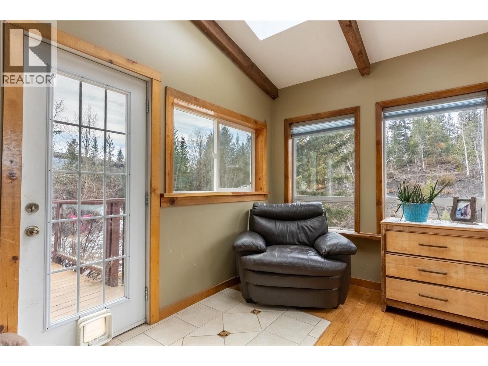  1556 CHASM Road, Clinton